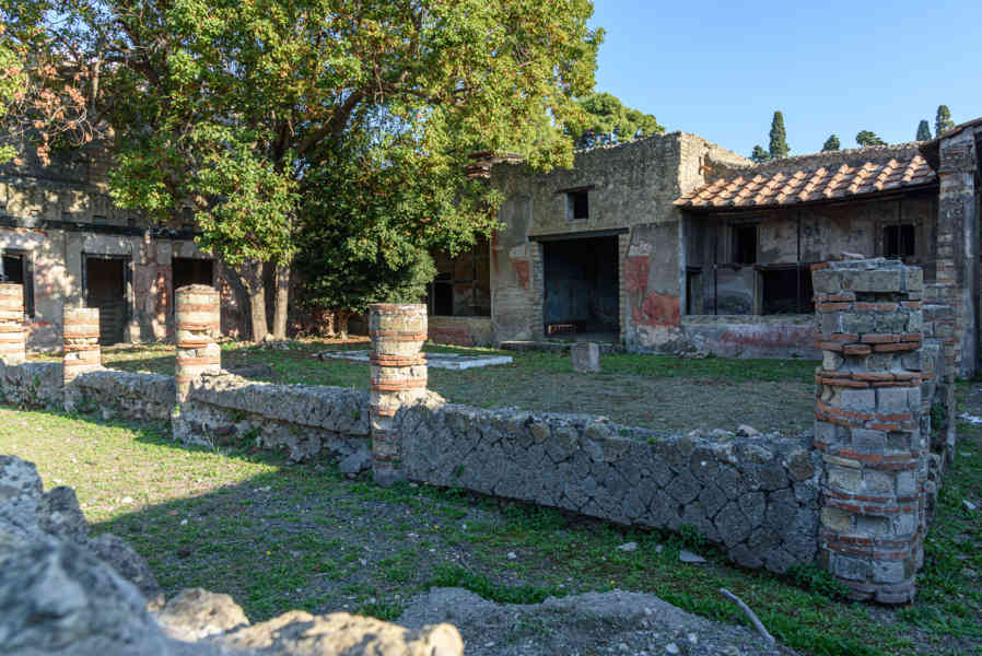 212 - Italia - Herculano - parque arqueológico de Herculano - Casa del Atrio del Mosaico.jpg